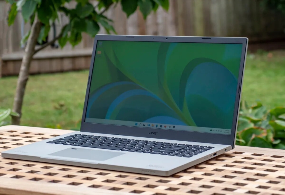Laptop
